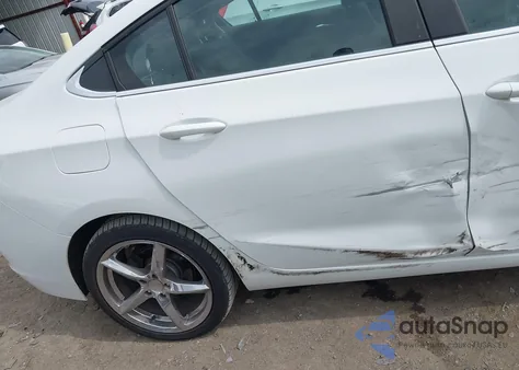 2017 Chevrolet Cruze Lt Auto из США, поврежденный, VIN 1G1BE5SM6H7242066